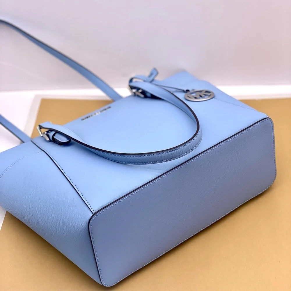 Michael Kors Charlotte Tote Shoulder Bag Light Sky - Picture 4 of 14